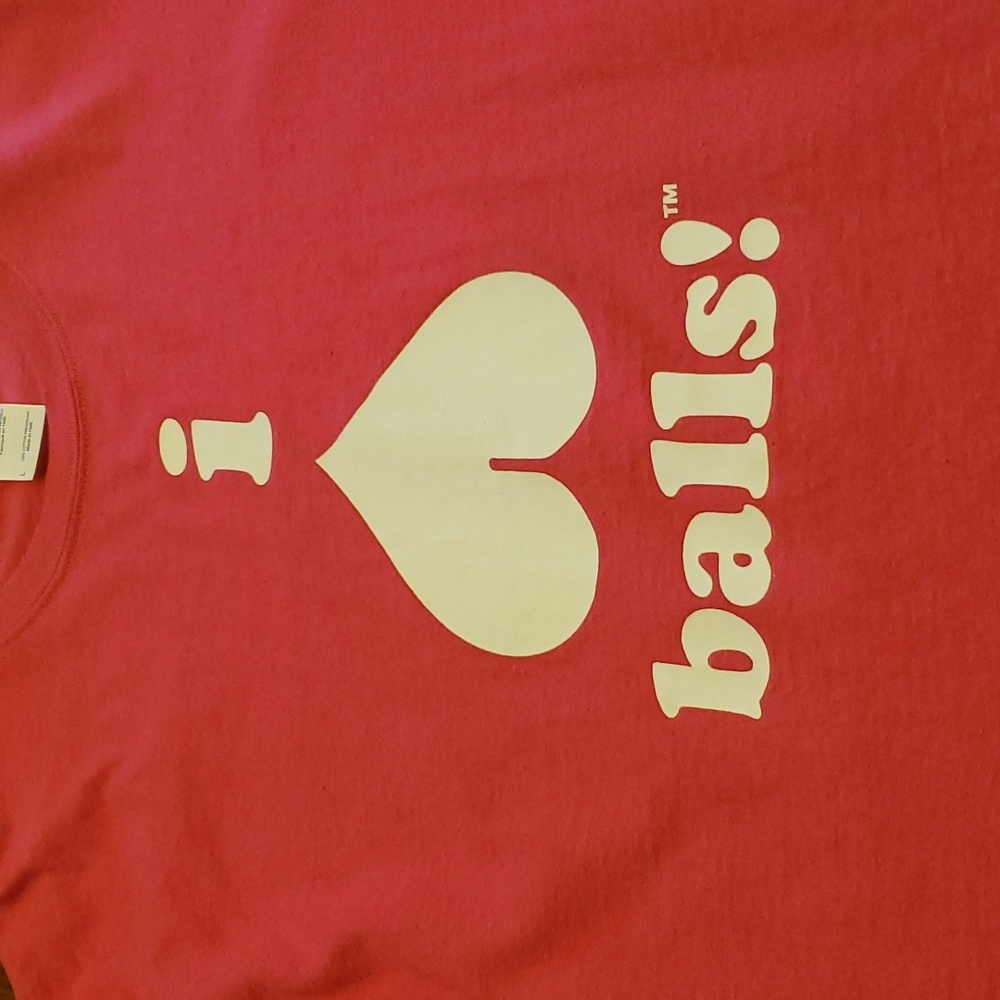 Tshirt save a pair
